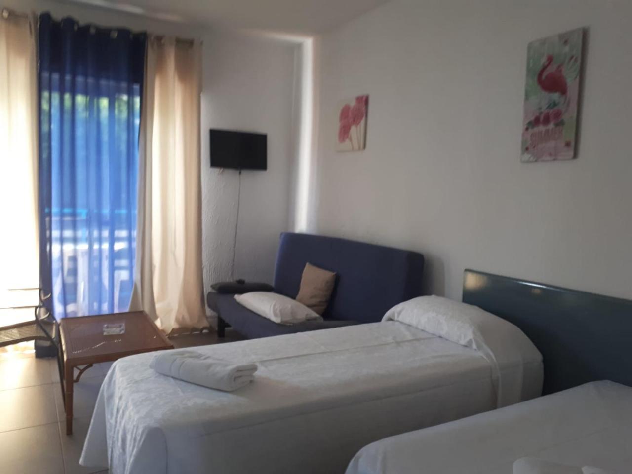Ancla Beach Apartments Бенальмадена Екстер'єр фото